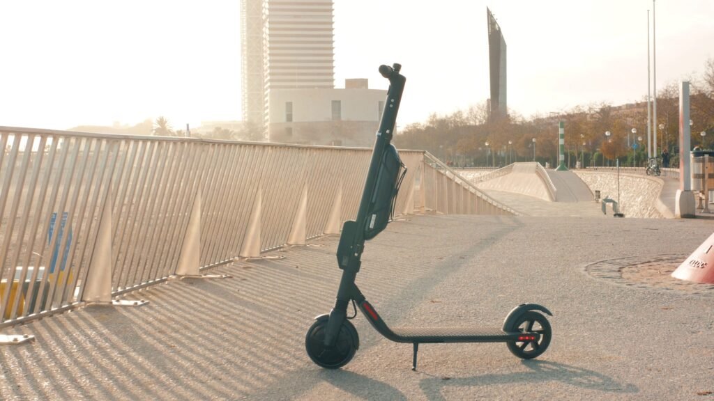 Understanding Electric Scooter Suspension: Types and Benefits - Dealibrium